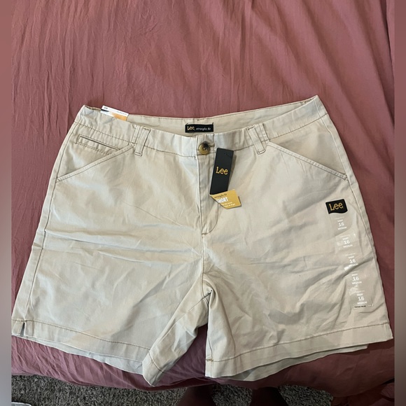 NWT Women’s Lee Shorts - Picture 1 of 4